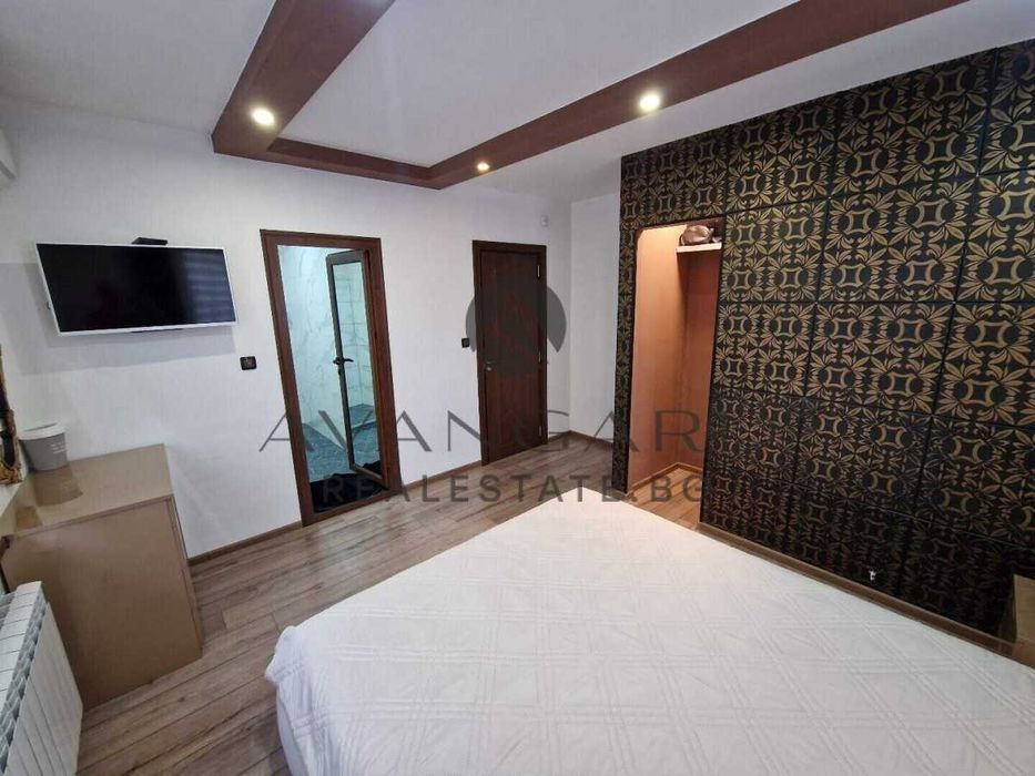 Продава се Къща в Пловдив, Остромила - 162 кв.м за 2328 €/кв.м - Снимка #4