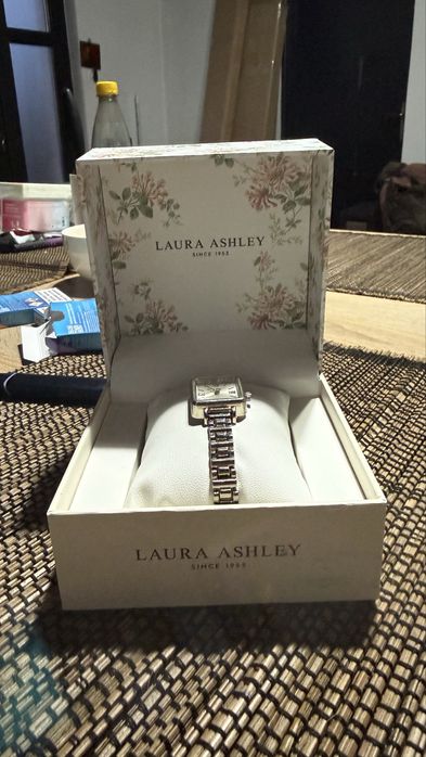 Ceas damă Laura Ashley – NOU – achiziționat din New York – PREȚ REDUS