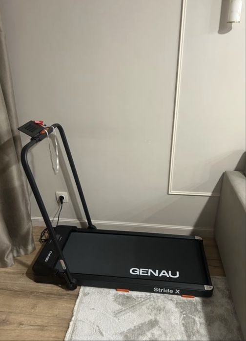 Беговая дорожка Genau Stride X