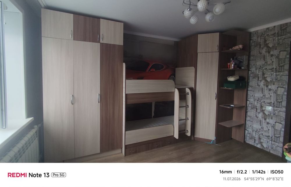 Продам шкаф в детскую!!