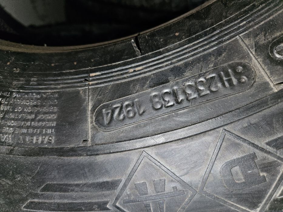 215 75 17.5 JKTYRE задни