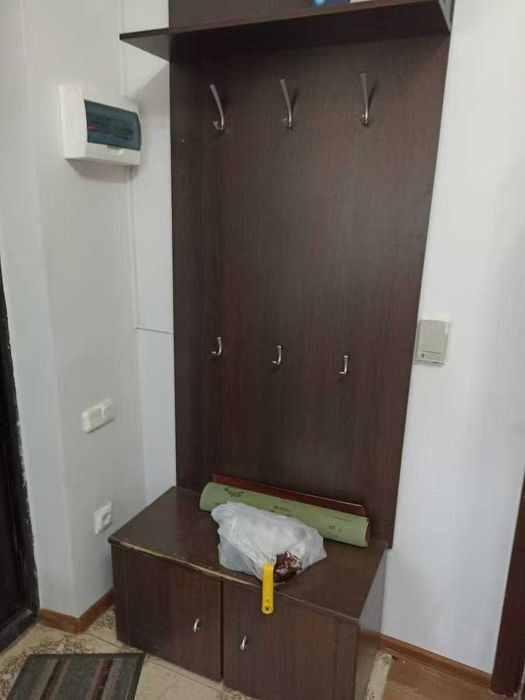 Продам шкафы для коридора
