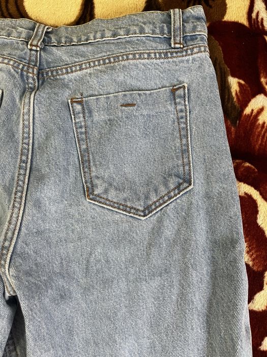 Blugi rupti pentru femei