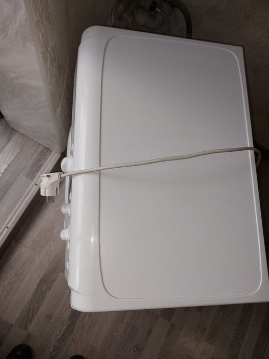 Продоётся стиральная машина