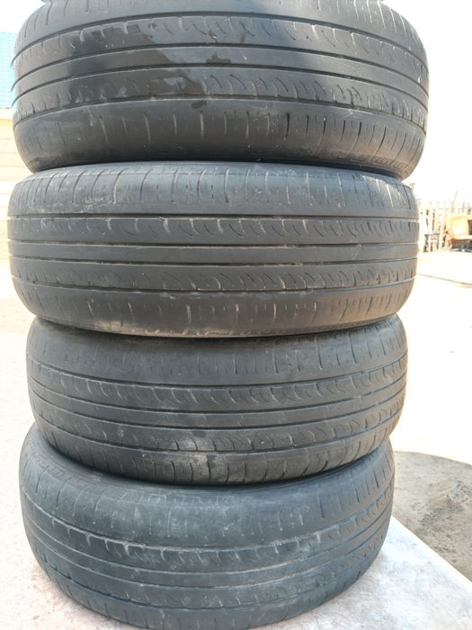 Шины летние 215 65  r16