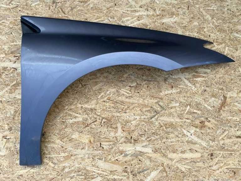 Aripa dreapta fata Renault Laguna 3 2007-2015