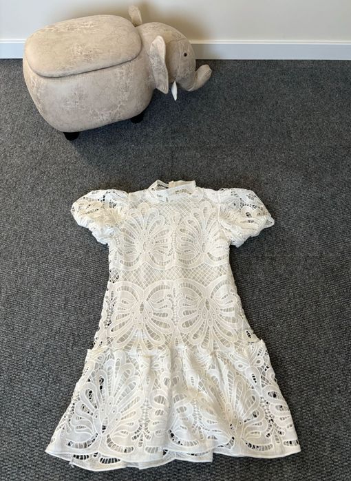 Дантелена дамска рокля