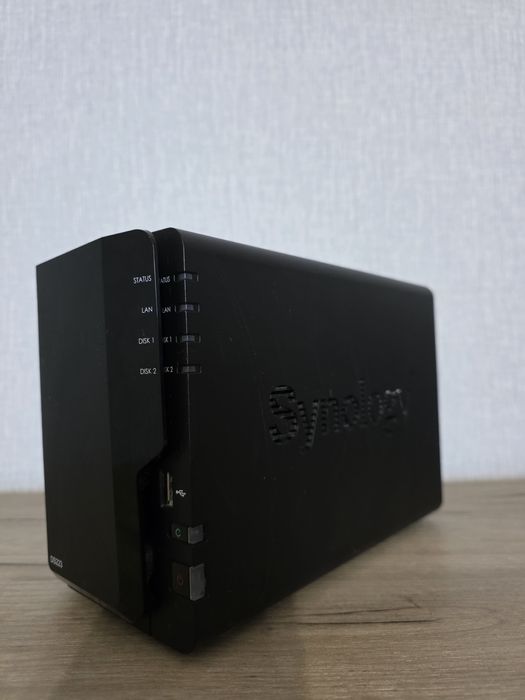 Сетевое хранилище Synology DS223
