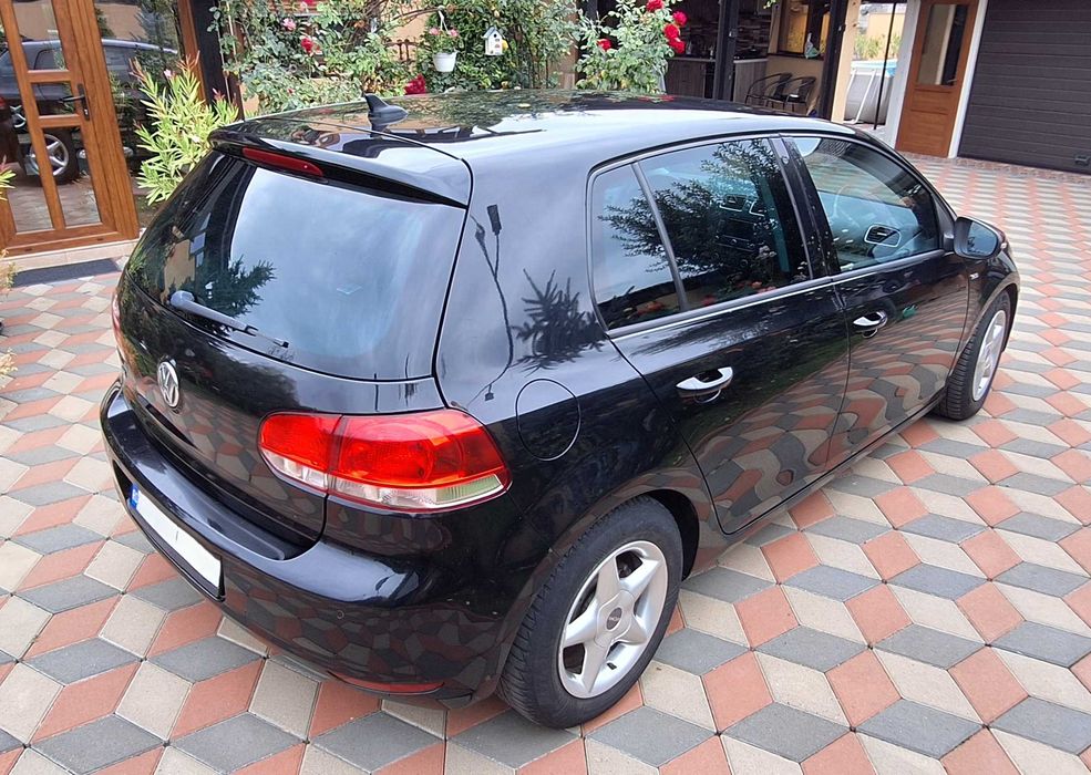 VOLKSWAGEN Golf 2012 — imagine 4