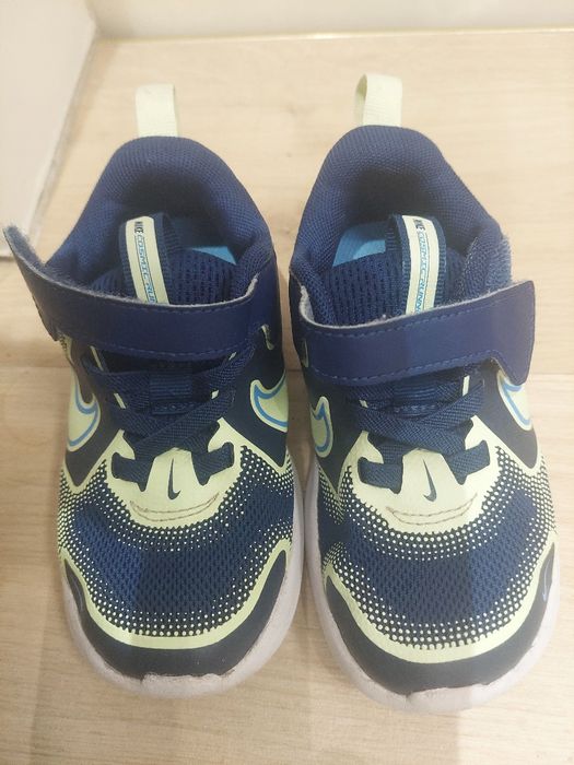 Детски маратонки Nike Cosmic Runner