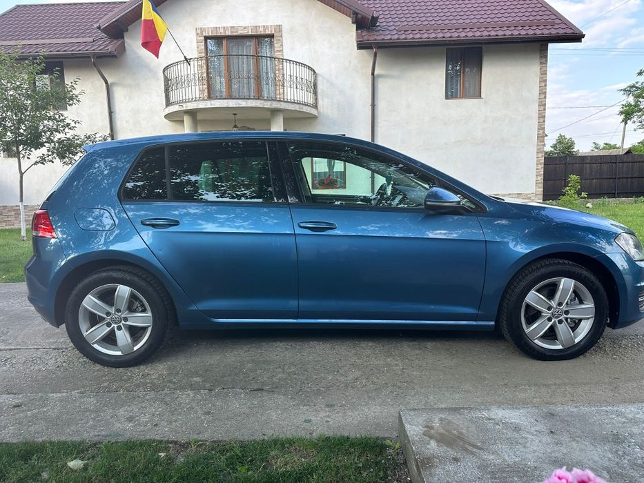 VOLKSWAGEN Golf 2013 — imagine 4