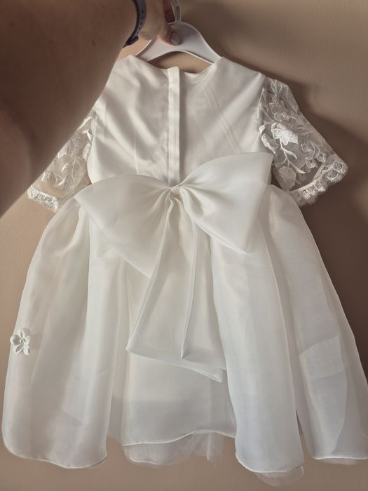 Продам платье на 2 года