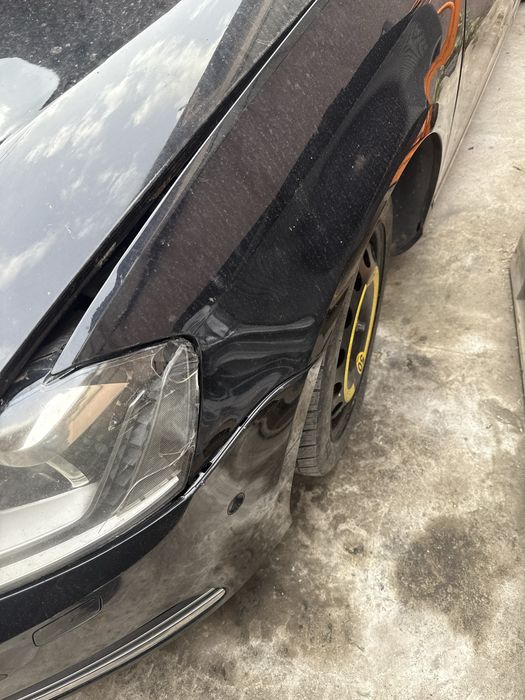 Aripa stanga vw passat B7 neagra LC9X