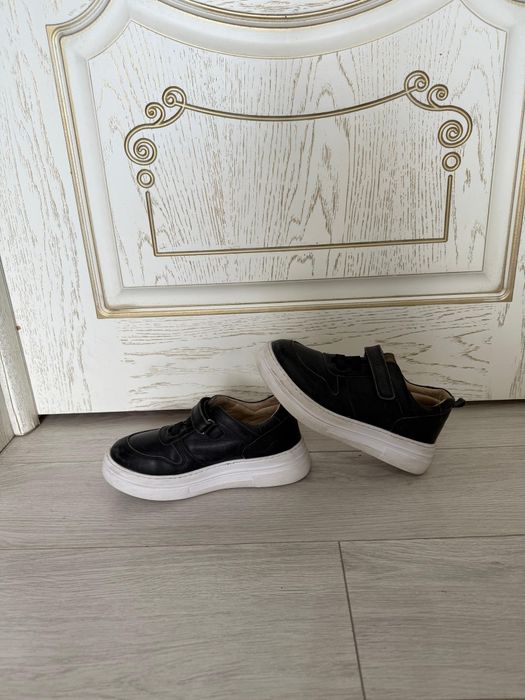 Обувь натуральная школьная