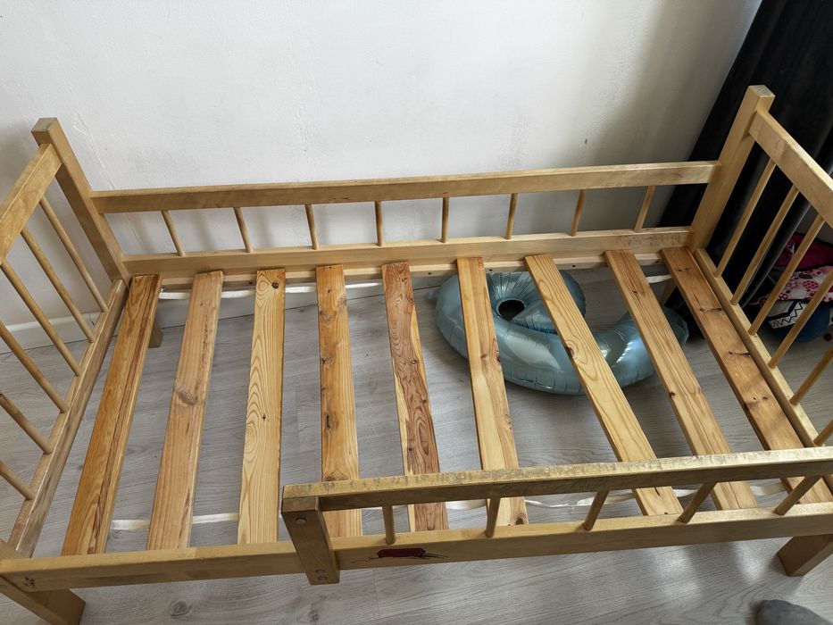 Продам кроватку детскую
