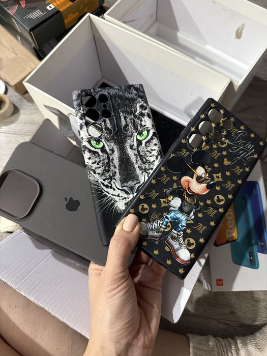 Отдам даром чехлы