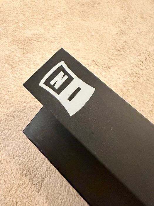 Controller MIDI Native Instruments Komplete Kontrol A61