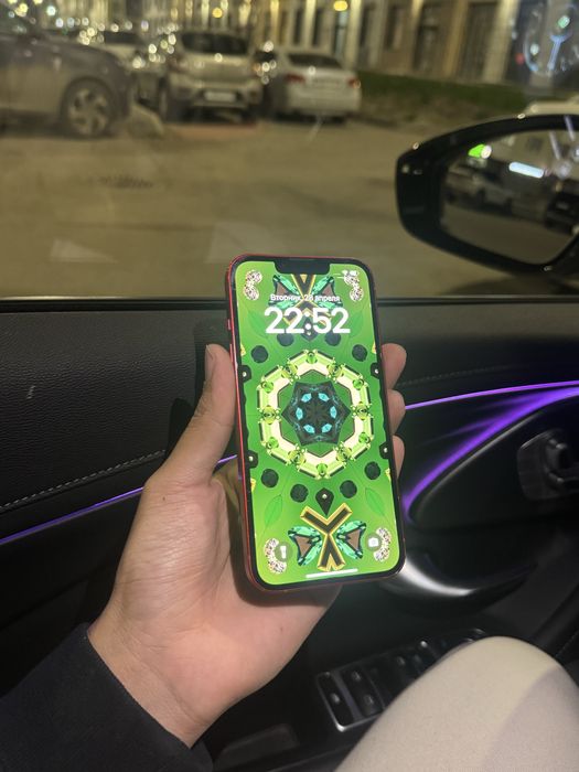 iPhone 13 128GB 100% red product