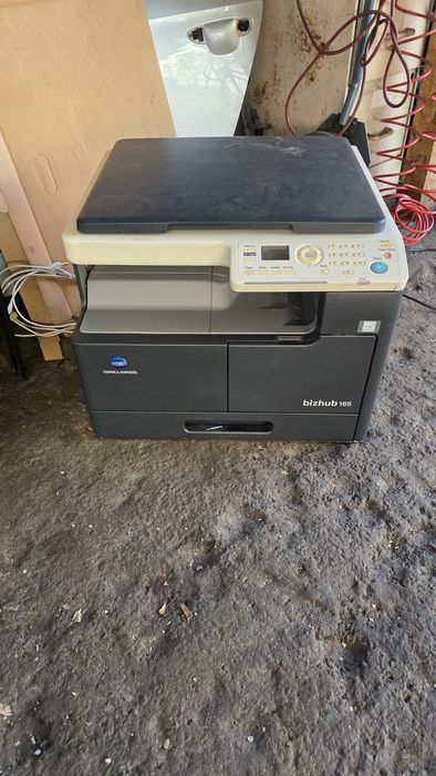 Vand 5 bucati xerox copiator 700 lei toate 5