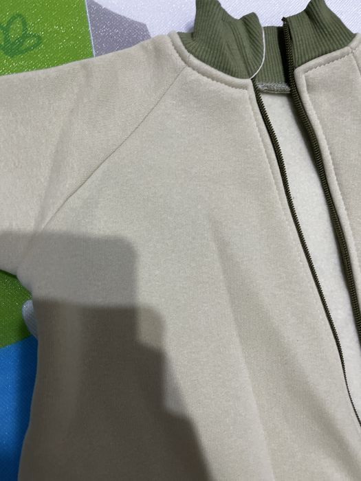 Продам детские вещи