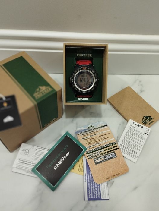 Часовник Casio ProTrek