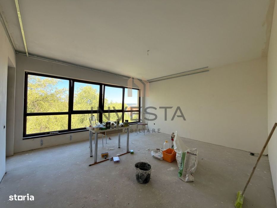 Apartament 3 camere cu terasa, parcare inclusa, zona Andrei Muresanu!