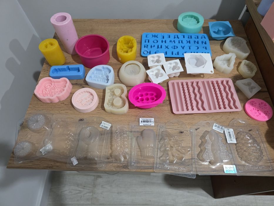 Продам молды для мыла и свечей