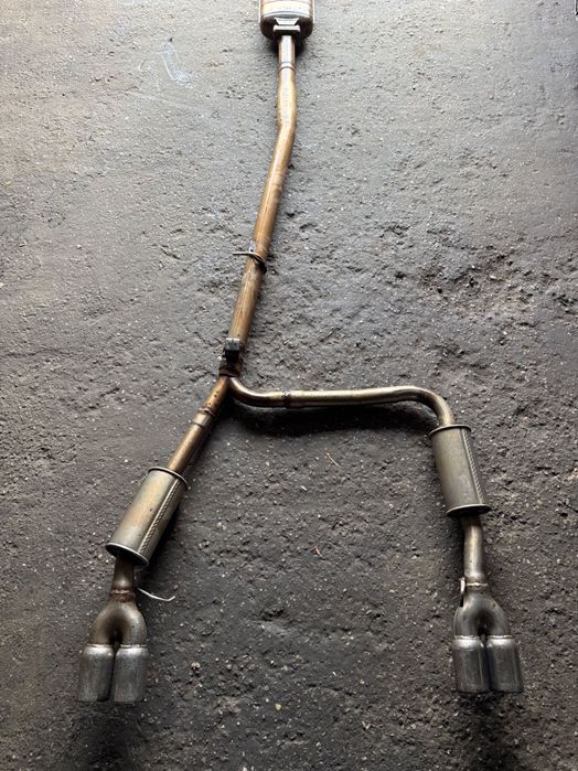 Evacuare dubla inox pe 63 bmw e60