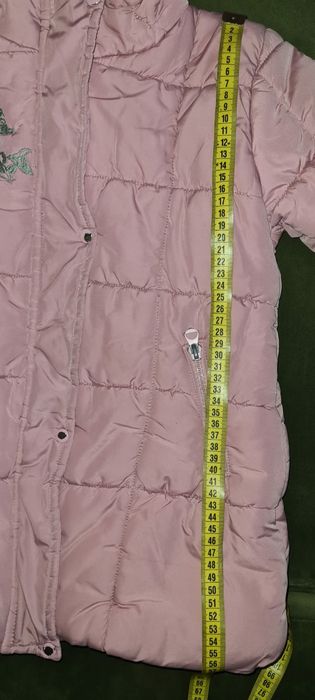 Продам теплый пуховик для девочки 7-8 лет Турция