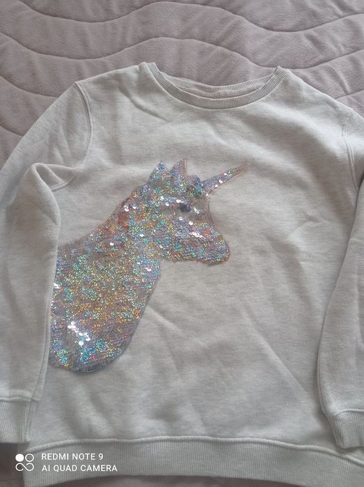 Ватиран пуловер на Zara