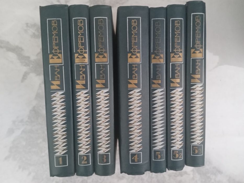 Книги фантастика и приключения