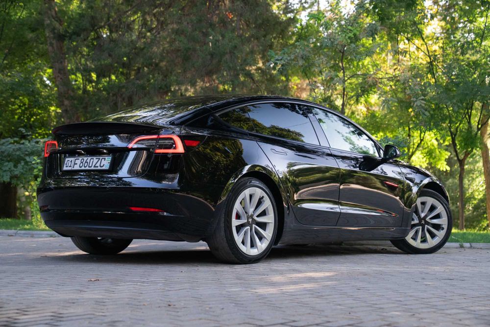 Tesla Model 3 Performance 2021