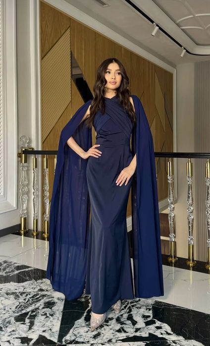 Темный синий платья