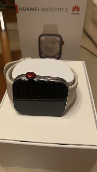 Смарт часовник Huawei Watch Fit 3