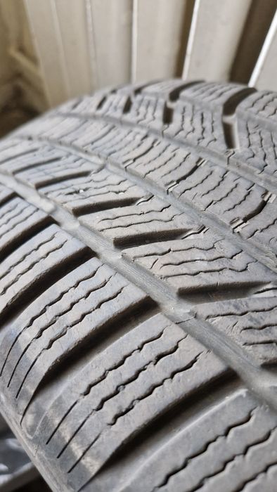 Vand cauciucuri iarna 215 65 R17