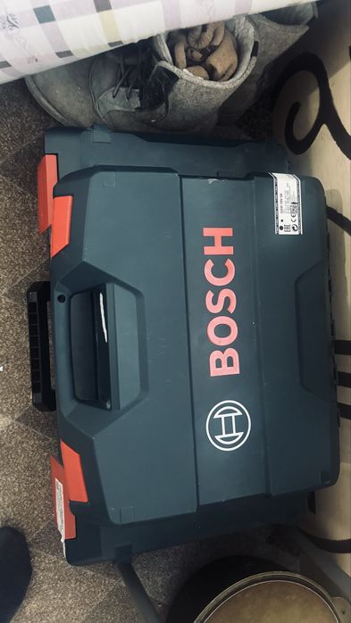 Батареочный нобор почти новый