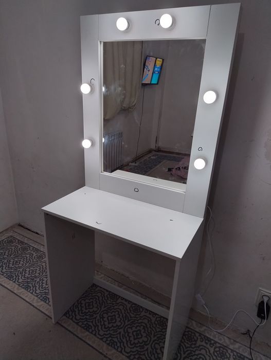 Визажный столик 35.000 тг