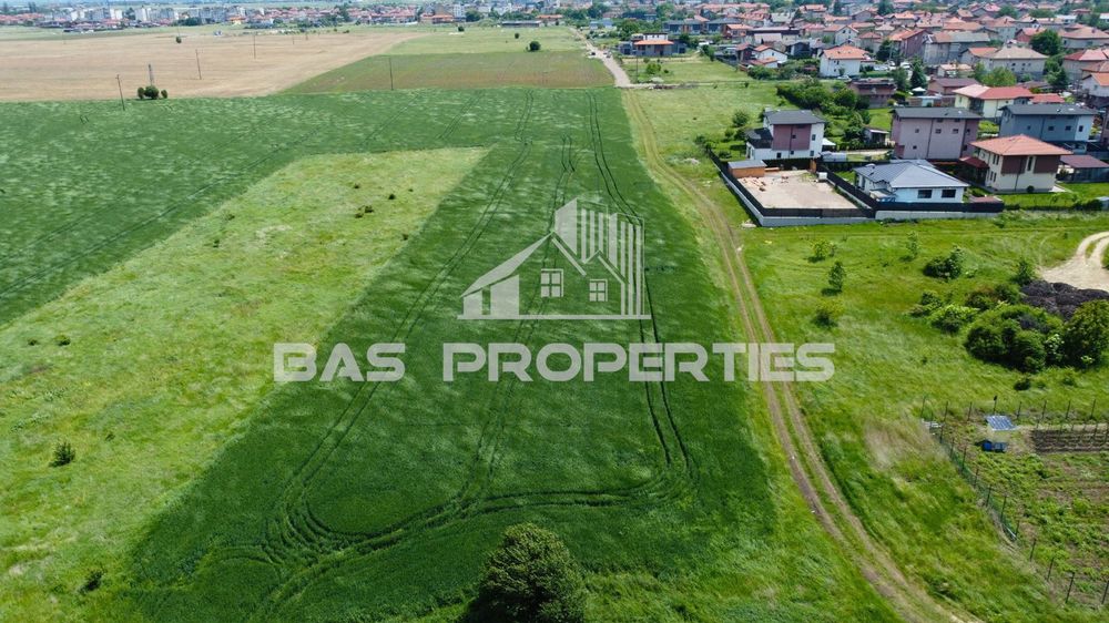 Парцел в София, област-гр.Костинброд площ 490