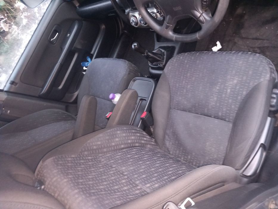 Хонда црв 2200 дизел 2006 г.  НА ЧАСТИ