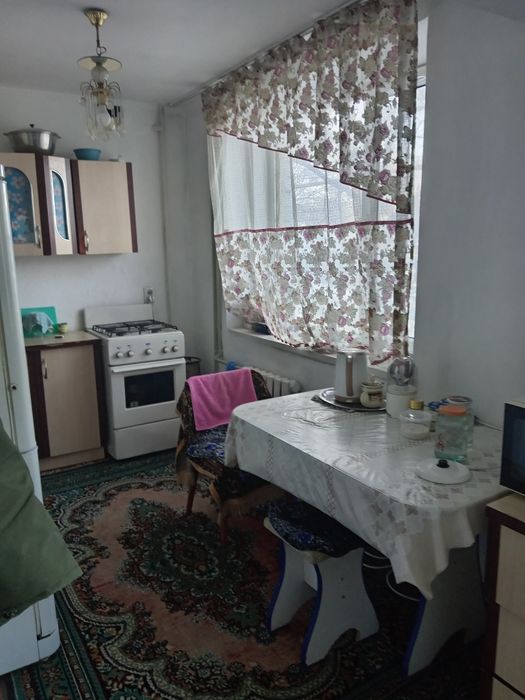 Продам 2 комнатную квартиру малосемейка