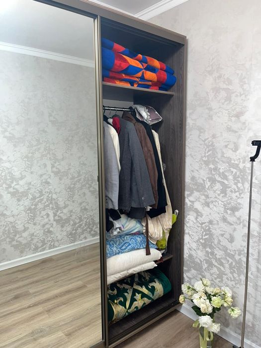 Продам диван и шкаф-купе