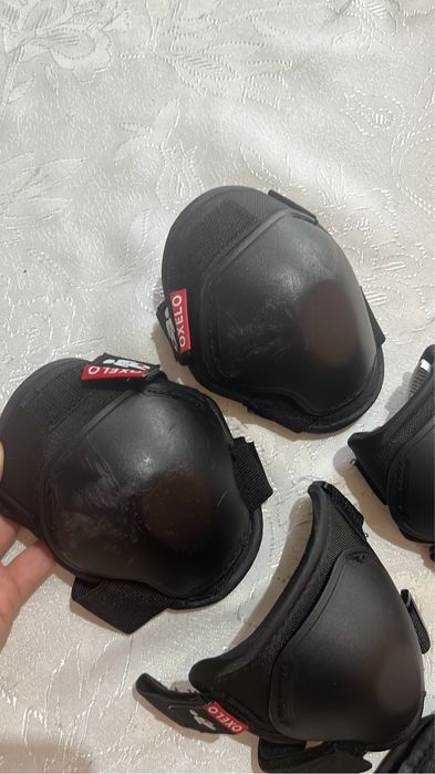 Протектори за лакти, ръце, колена XXS, Oxelo, Декатлон + Каска