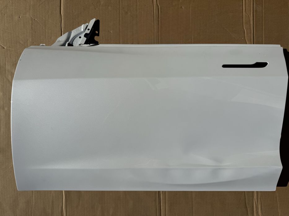 Врата Tesla Model 3