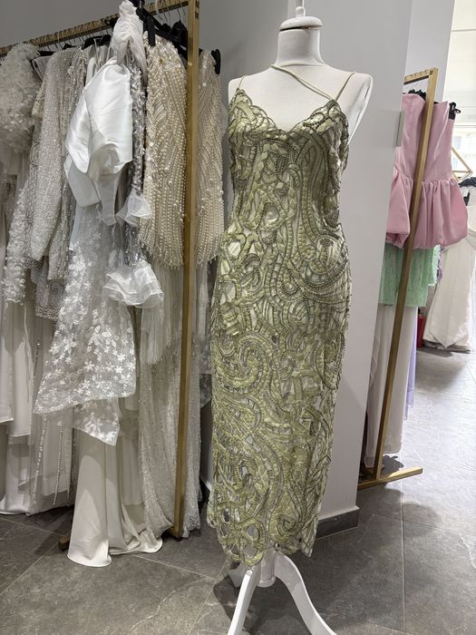 Rochie Asos Edition superba, aplicatii, ocazii