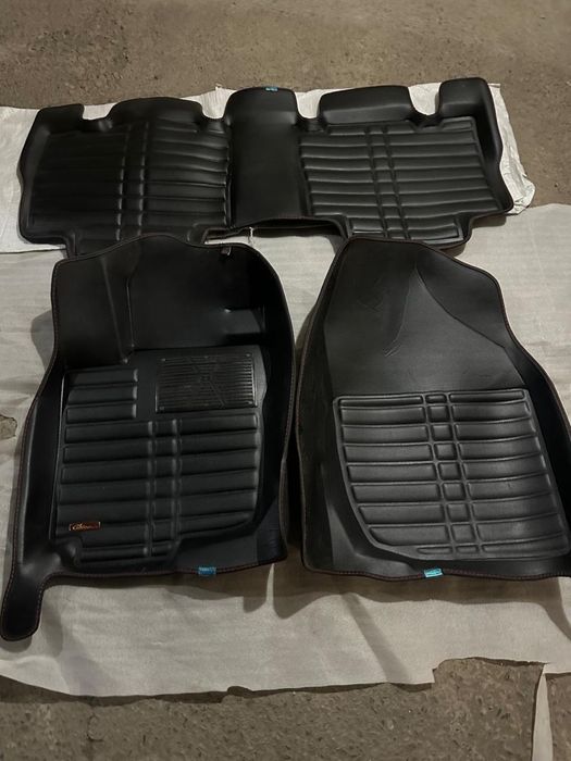 Чехлы  для авто на RaV 4  после 2003 до 2010