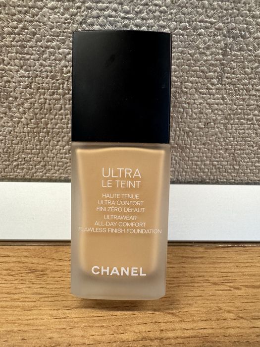 Тональный крем Chanel