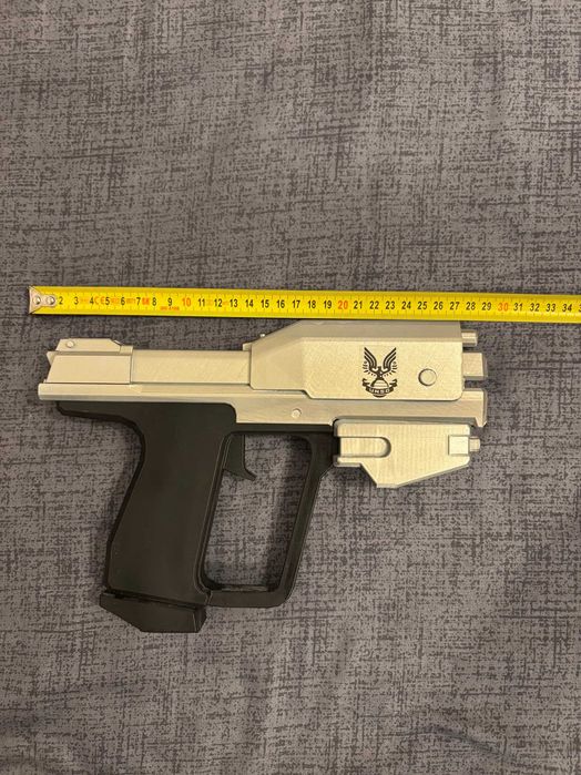Halo M6G Magnum – Legendary Spartan pistol Cosplay & Collectors
