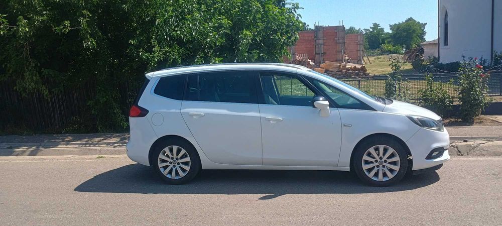 Vand Opel Zafira 2018