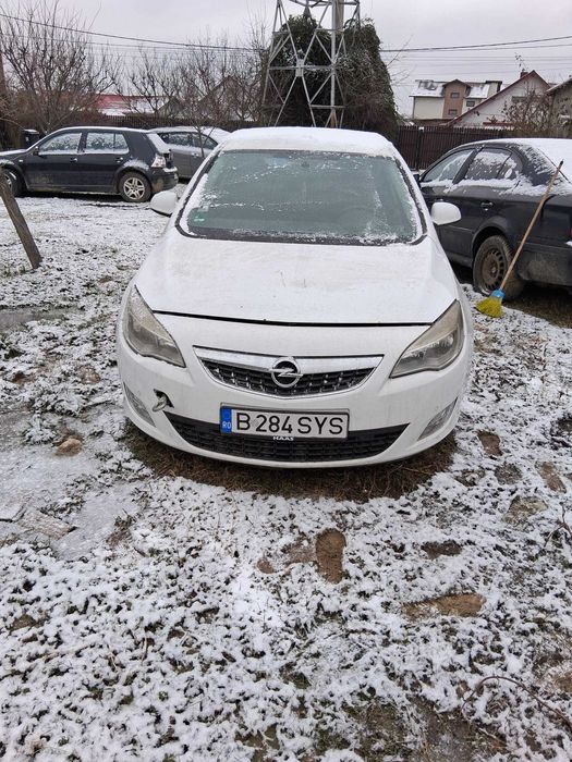 Opel Astra J Hatchback 2.0 CDTI A20dth