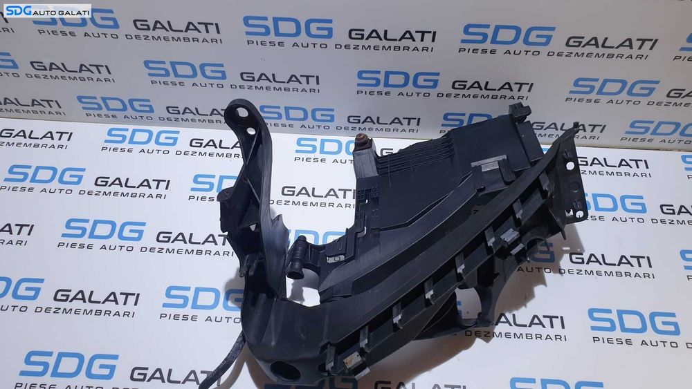 Suport Prindere Ghidaj Far Tava Tavita Suport Bara Stanga Fata Audi A5 2008 - 2015 Cod 8T0805607L [B4148]